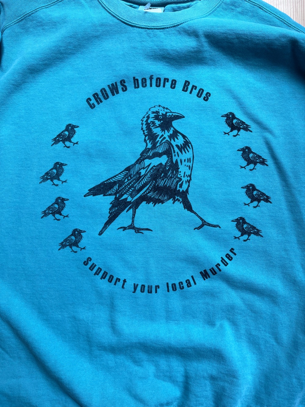 Comfort colours printed crow sweatshirt